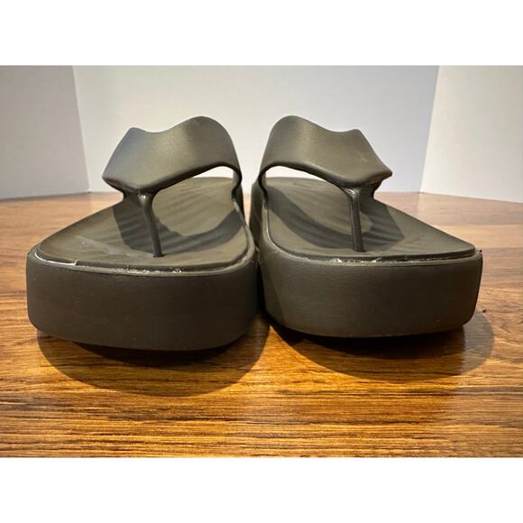 CROCS Women's Getaway Platform Flip Flop Brown Size 9 Comfort Footwear - Picture 4 of 8